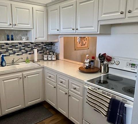 5th image of 2812 S Garden Drive #312