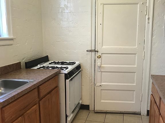 5th image of 10740 S Calumet Ave APT 2S