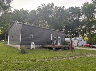 613 22nd St, Hillsboro, IL 62049