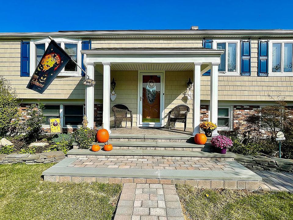 1st image of 25 Tulip Grove Dr