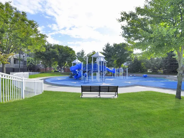 15 Freedom Way image 10 of 20