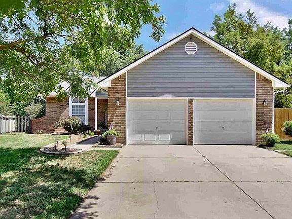 2 Garage openers included