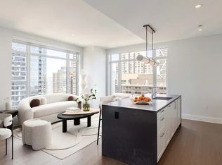 514 N Peshtigo Ct #1401, Chicago, IL 60611