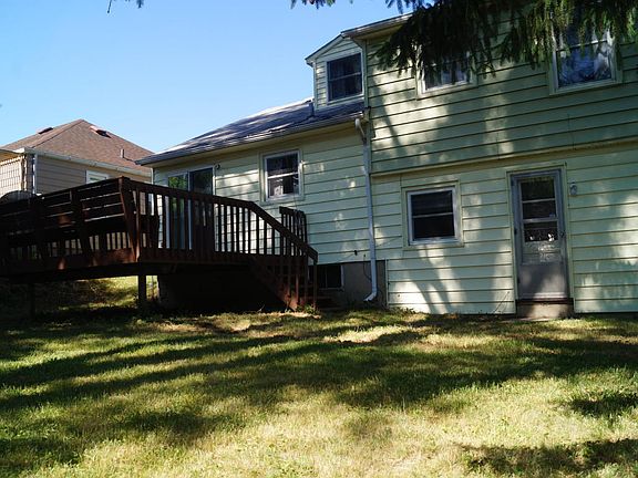 4th image of 1746 Rossman Ave SE