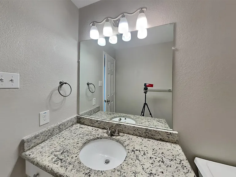 1701 Shiprock Dr — Photo 21