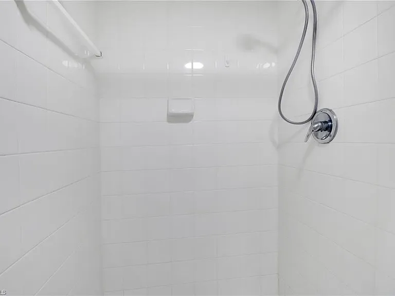 4635 Bayshore Dr #P4 — Photo 15