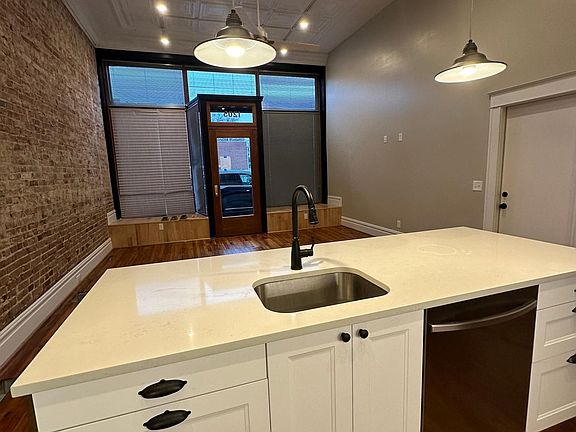 5th image of 1205 Tower Grove Ave #1