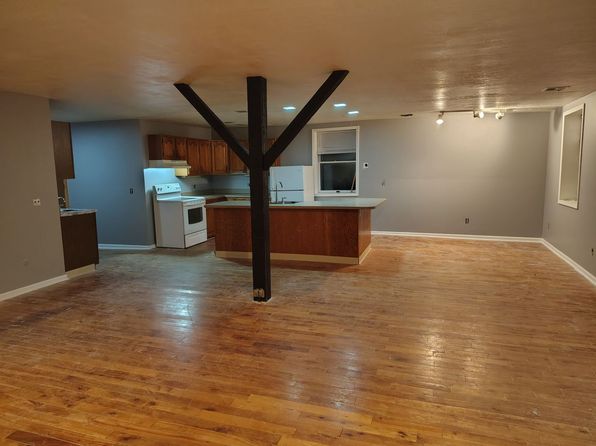 317 Perry St APT 3