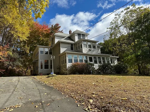 27 North St, South Hadley, MA 01075