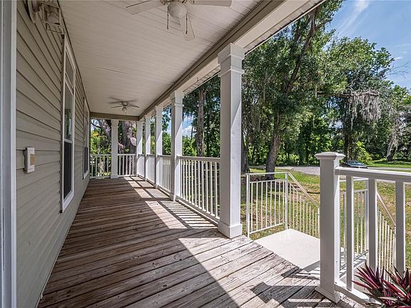2nd image of 8632 Oakwood Dr