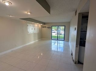 3720 N Pine Island Rd, Sunrise, FL 33351