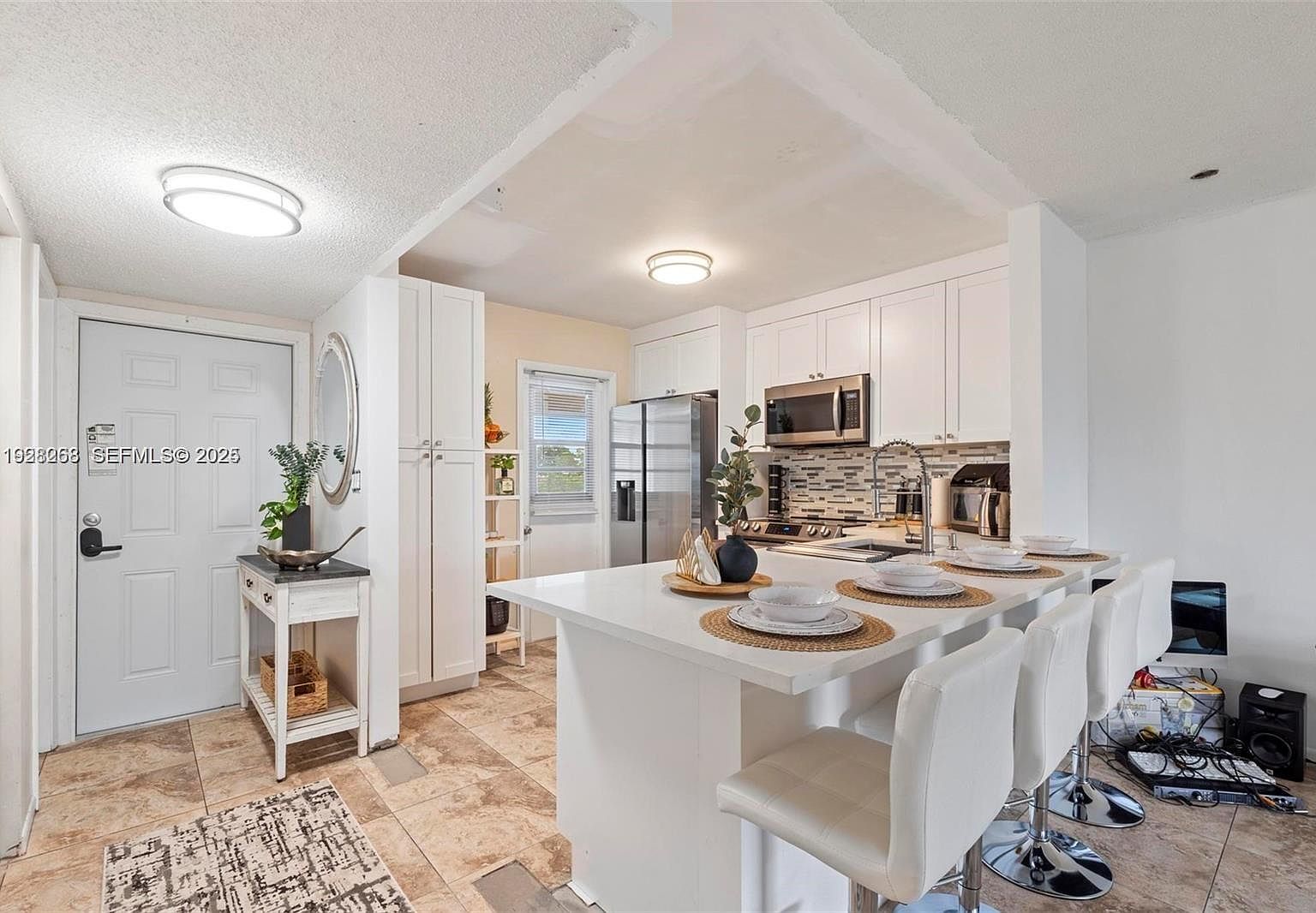 8161 SW 24th Ct APT 404