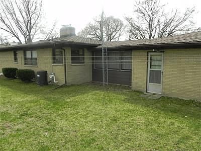 2nd image of 5088 Spiral St