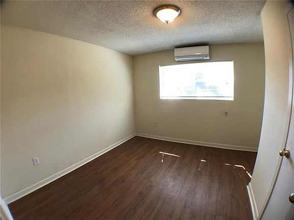 3rd image of 4709 Harmon Ave APT 510