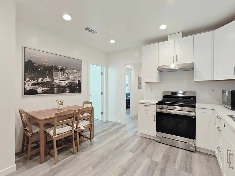 2338 Geary Blvd #C — Photo 5