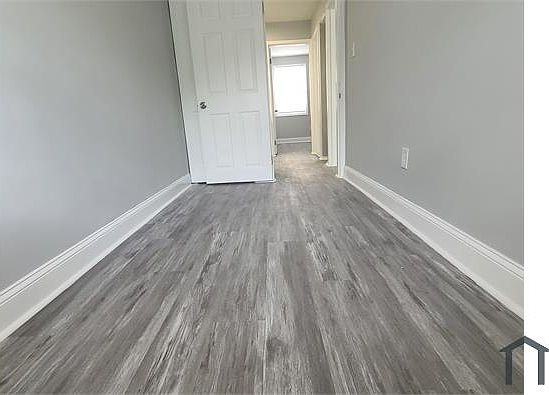 4th image of 4018 Saint Monica Dr