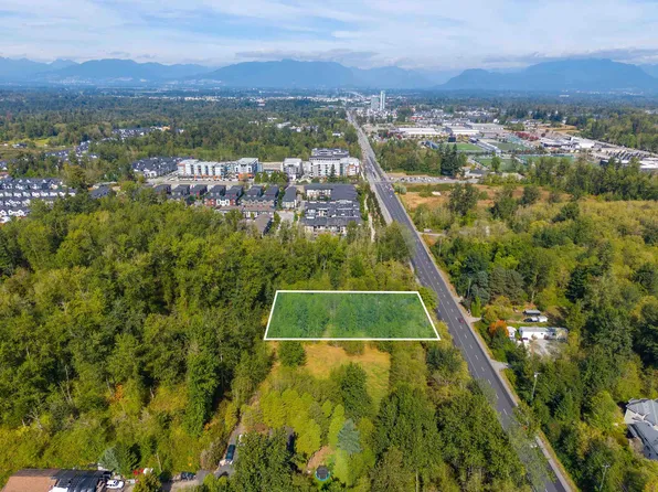 7433 200th St, Langley, BC V2Y 1R8