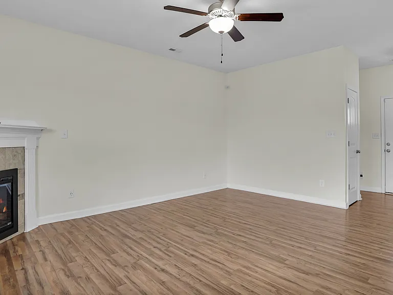 171 Ellis Rd — Photo 13