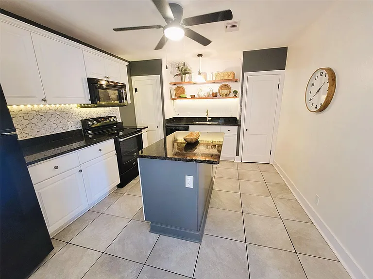 5011 Avenue Q #REAR — Photo 12