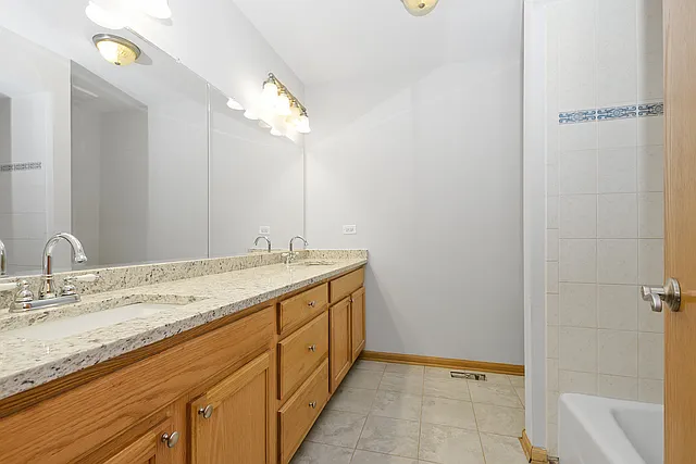 7251 S Ferdinand Ave — Photo 9