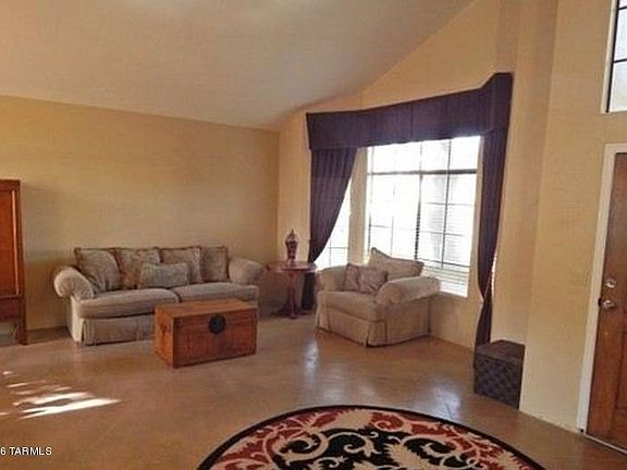 3rd image of 1071 W Antelope Creek Way
