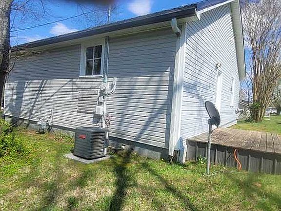 4th image of 518 Rogers Ave