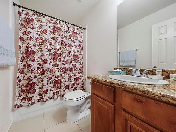 5th image of 19118 Lakota Dr
