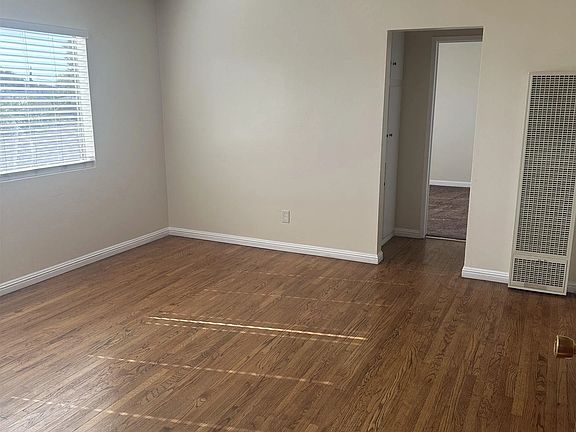 5th image of 3635 W 110th St