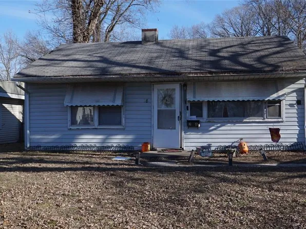 28 Louise Ln, Cahokia, IL 62206