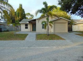 763 Merlins Ct, Tarpon Springs, FL 34689