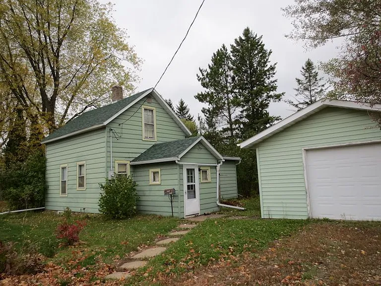200 W Mill St — Photo 11
