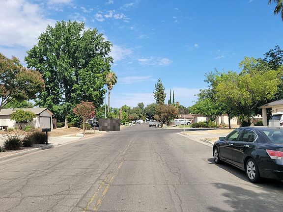 5th image of 3422 W Browning Ave