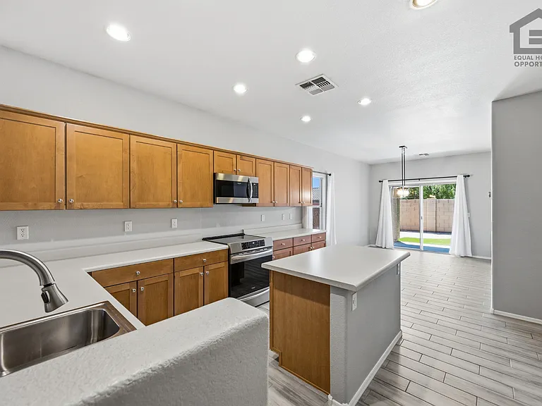 1328 S Bridgegate Dr — Photo 7