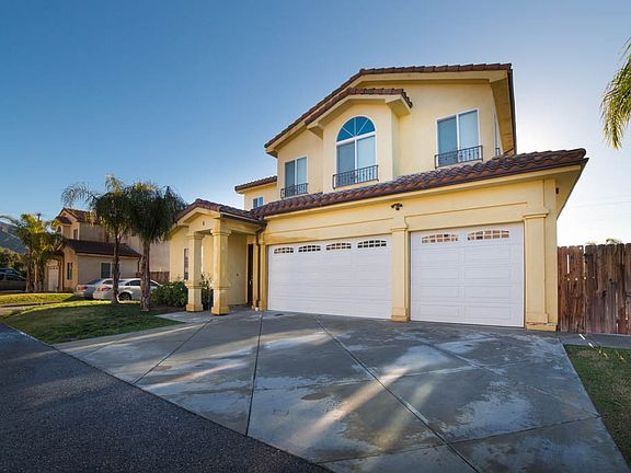 4th image of 13601 Glenoaks Blvd Unit 6