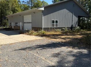 205 Claytonia Rd, Butler, PA 16001