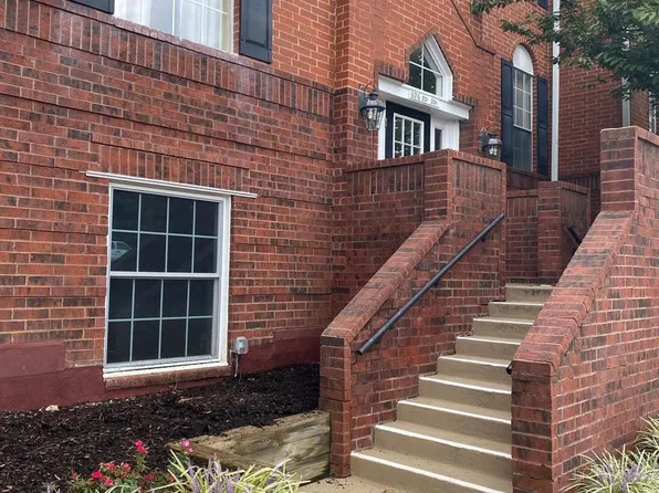 676 Gateway Dr SE Unit 804, Leesburg, VA 20175