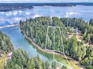 561-551 E Cronquist Rd, Allyn, WA 98524