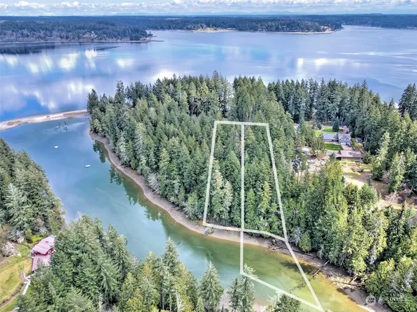 561 551 E Cronquist Road, Allyn, WA 98524