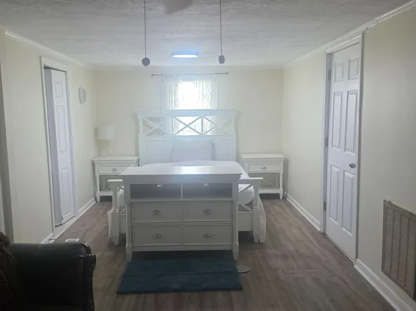 (undisclosed Address), Fayetteville, NC 28306
