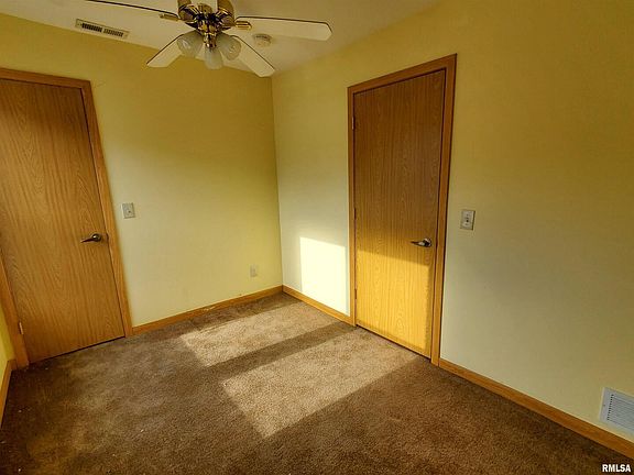 3rd image of 717 17th Ave