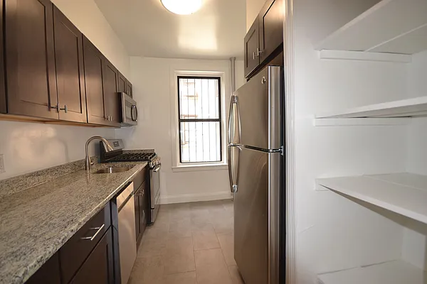 Rented by Silverstein Collection LLC  | media 13