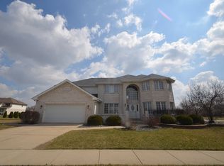 621 Homeland Rd, Matteson, IL 60443