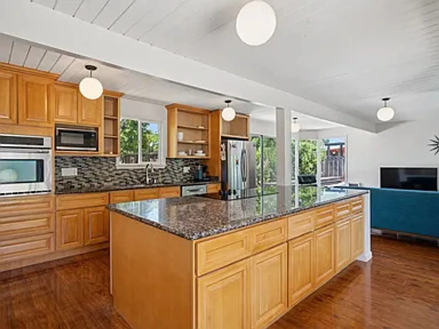 Exquisite Eichler Home with Pool, Spacious Backyard & Modern Comfort! — Photo 4