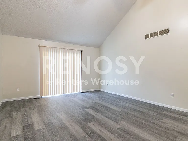 1500 Galway Ct — Photo 4