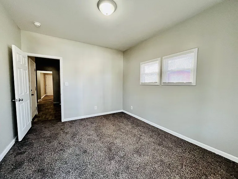 115 N 46th St #4 — Photo 3