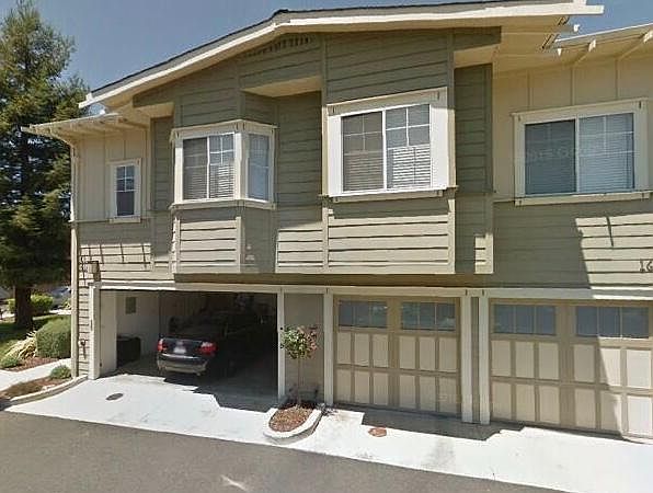 1st image of 203 Valley Oak Dr