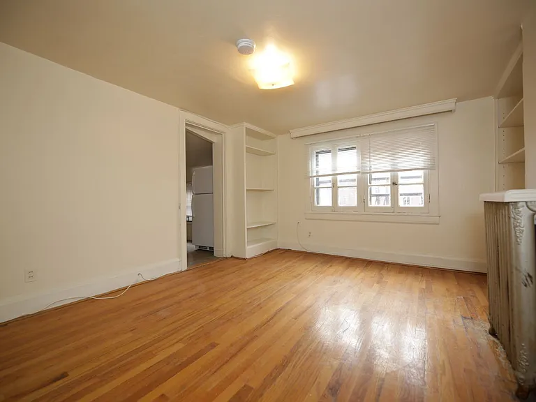 808 Cathedral St — Photo 15