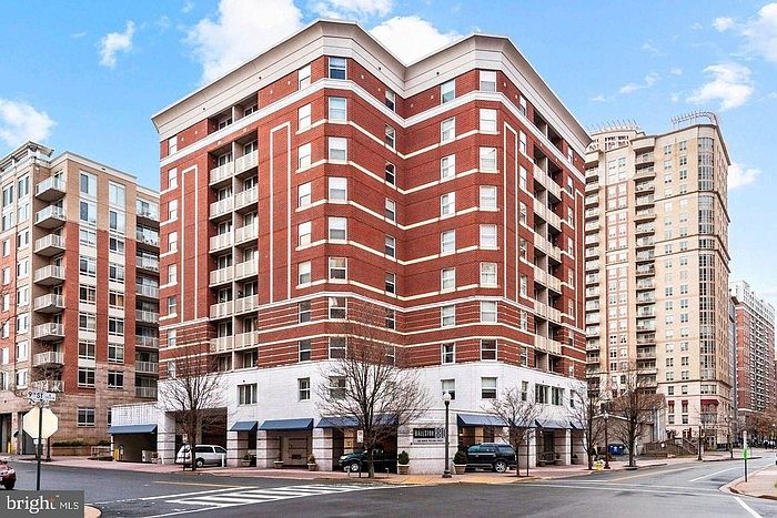 1st image of 880 N Pollard St APT 427