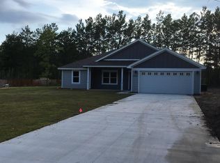 1801 White Western Lake Ln, Southport, FL 32409