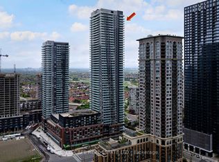 430 Square One Dr #426, Mississauga, ON L5B 0E2